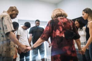 30 Effective ways to worship God accordingly